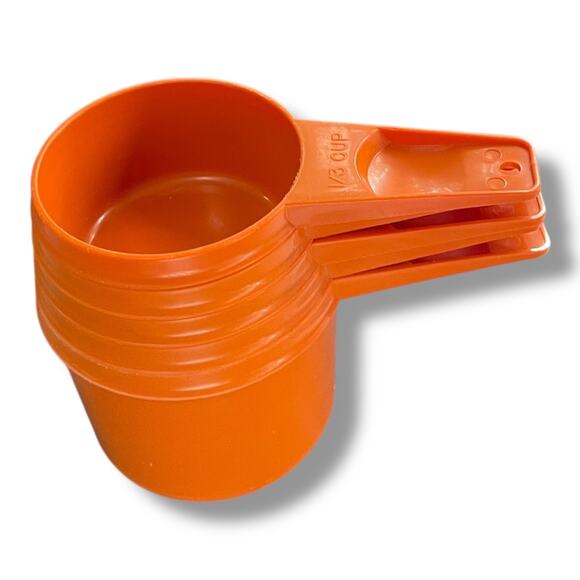Vintage Tupperware Measuring Cups 1C 1/2 2/3 3/4 Orange Nesting Stackable Set x5 - Picture 10 of 11